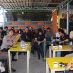 Kapolres Parepare AKBP Phunky Mahendra Borniawan bertemu jurnalis di Parepare