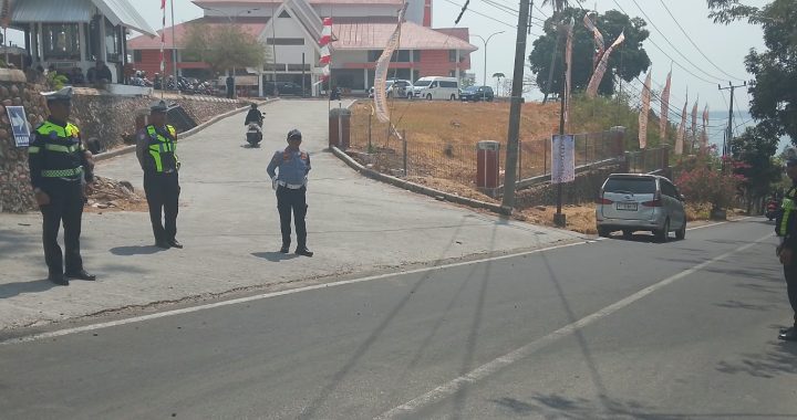 Sat Lantas Polres Parepare Pisahkan Arus Masuk dan Keluar Kampus saat Dies Natalis ITH